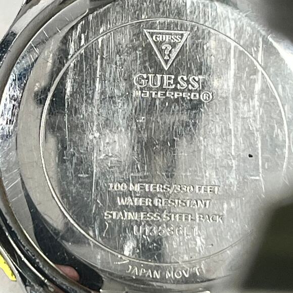 Guess U13586L1 Womens Two Tone Stainless Steel Bracelet w/Crystal Accents Watch - Picture 5 of 11